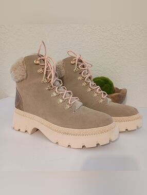 Coach Janel Lug Lace Up Boots Shearling Cuff Tan Sz 10 B
